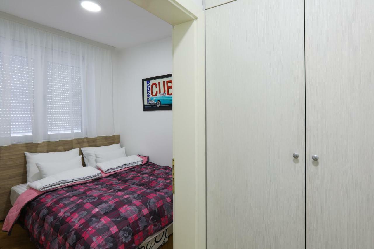 Apartment Promenada 35 Нови Сад Екстериор снимка