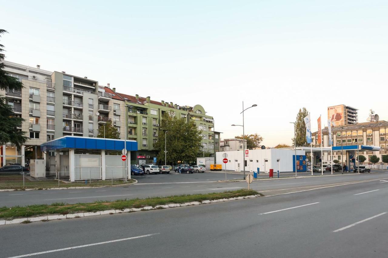 Apartment Promenada 35 Нови Сад Екстериор снимка